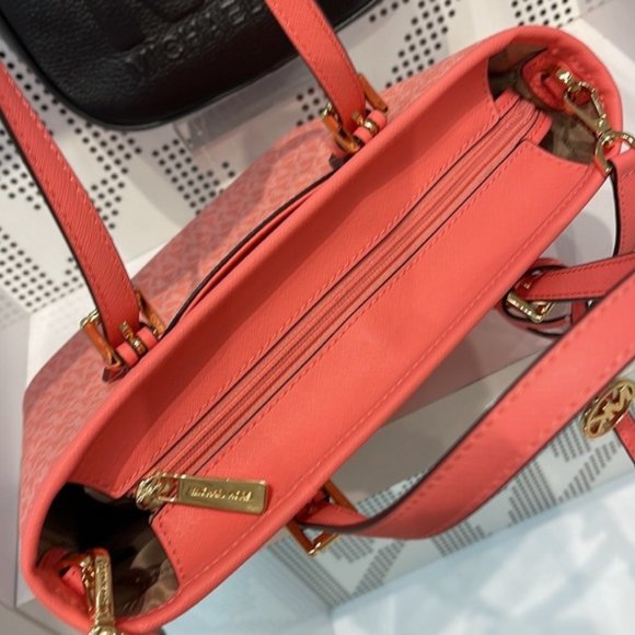 Michael Kors Jet Set Travel XS Carryall Tote Top Zip Tote Grapefruit - Picture 4 of 16